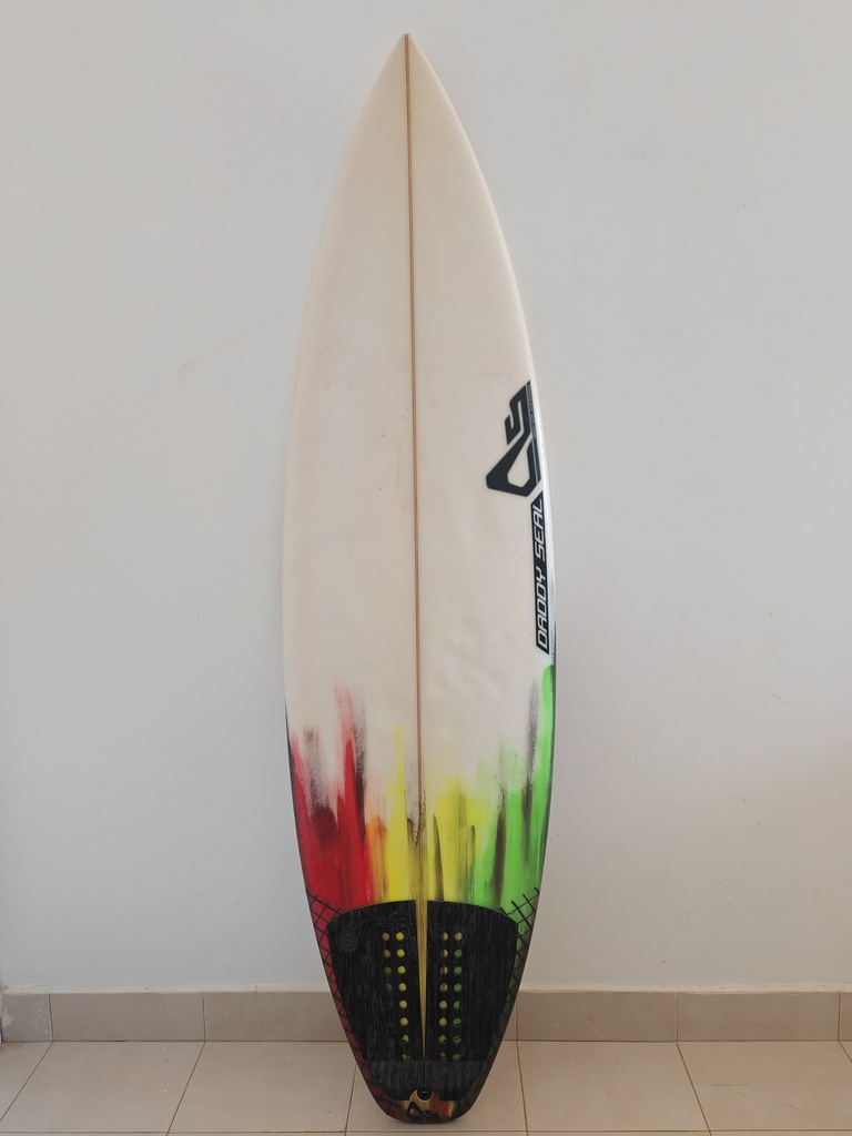 SHORTBOARD DADDYSEAL MODEL YARDIES 2.0 Taille 6'0 x19 x 2'7/16 = 29,1l
