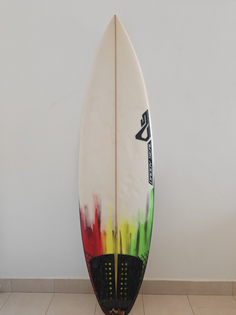 SHORTBOARD DADDYSEAL MODEL YARDIES Taille 6'0 x19 x 2'7/16 = 29,1L 