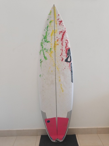 SHORTBOARD DADDYSEAL MODEL YARDIES 2.0 Taille 6'0 x19 1/2 x 2'7/16 = 29,9l